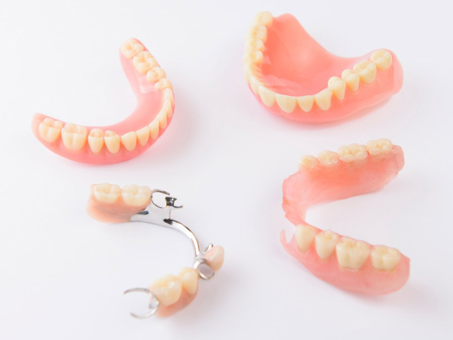 Răng giả tháo lắp không thể ngăn chặn tiêu xương ở bệnh nhân