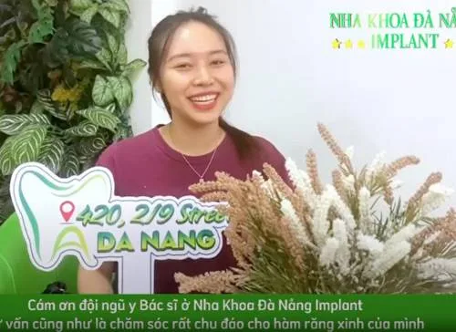 Nụ cười cô giáo - Niềm vui của Nha khoa Đà Nẵng Implant