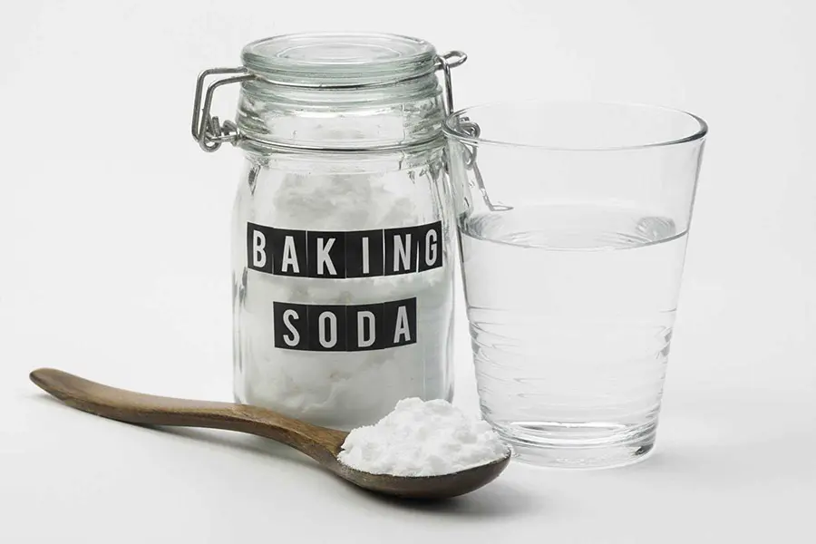 Cách lấy cao răng tại nhà bằng muối và baking soda hiệu quả, nhanh chóng