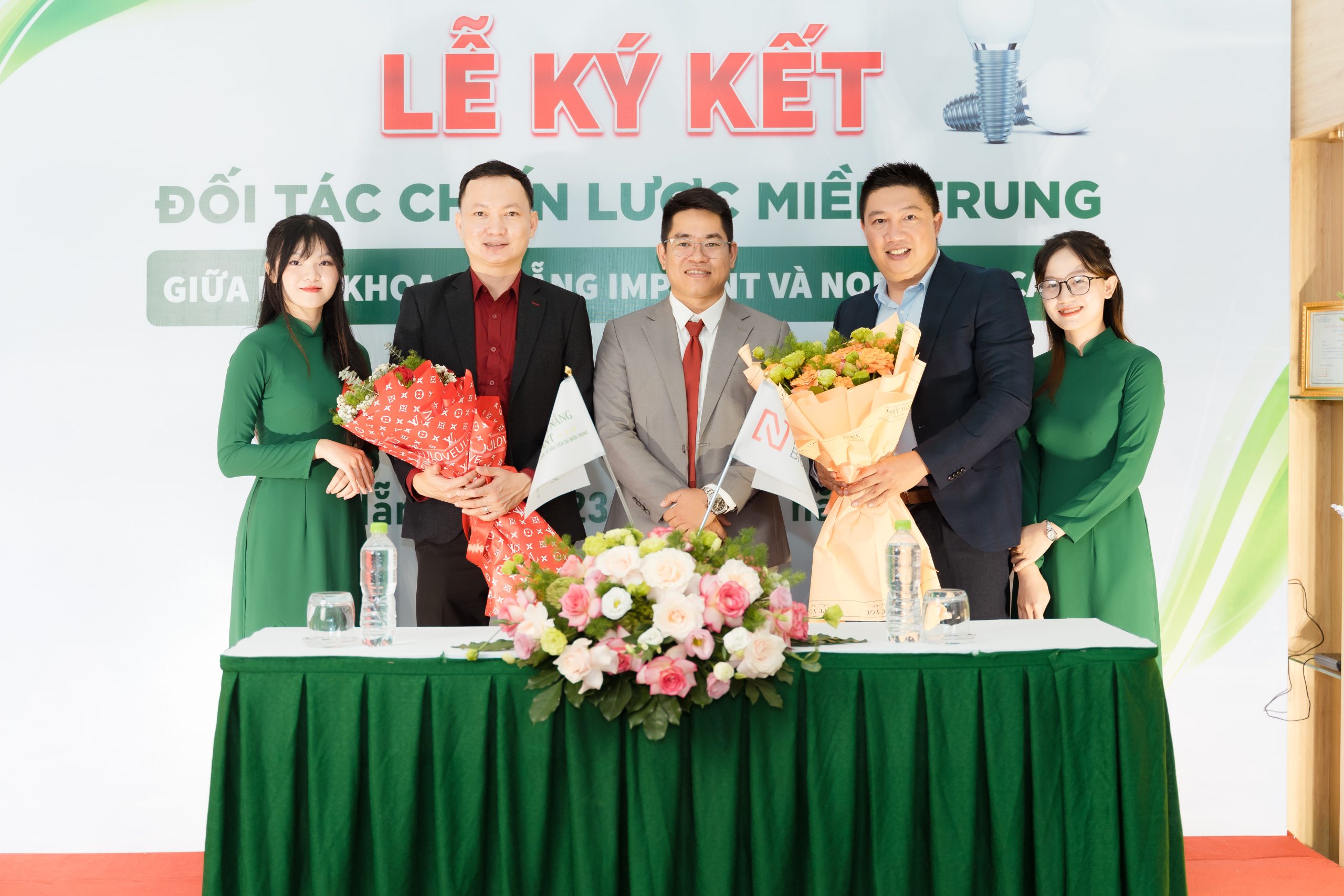 The event ended in satisfaction between Da Nang Implant Dental Clinic and Nobel Biocare