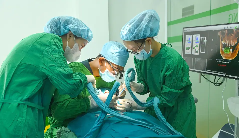 Công nghệ định vị X-Guide