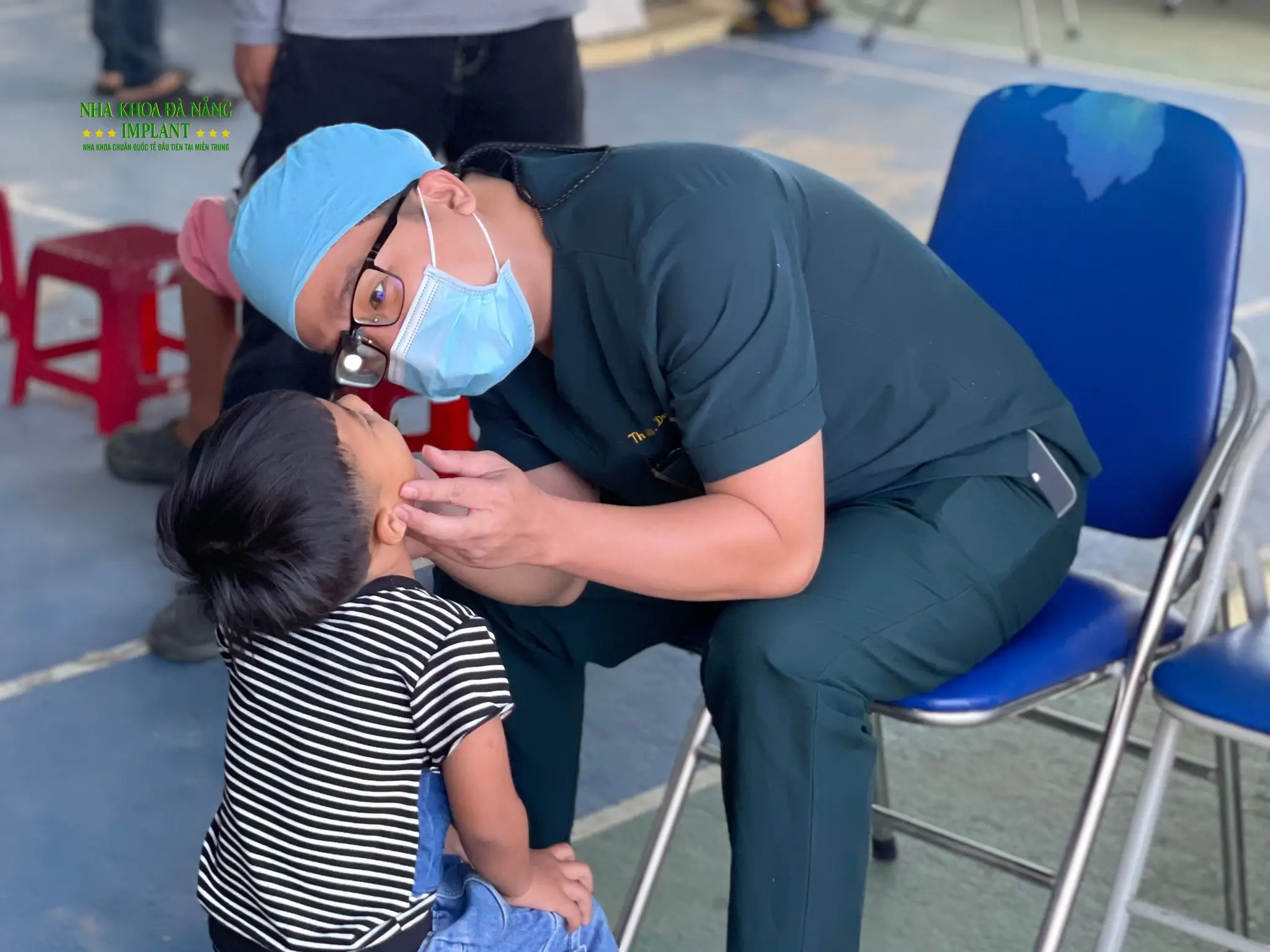 Hành trình từ thiện trao yêu thương: Nha Khoa Đà Nẵng Implant Đến Với Trường PTDTBT Tiểu Học Gari