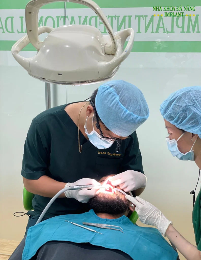 Лечение зубов в стоматологической клинике Da Nang Implant