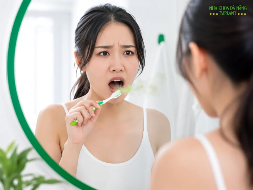 Hôi Miệng Dù Đánh Răng Kỹ