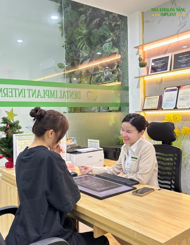 Tư vấn Điều trị tại Nha Khoa Đà Nẵng Implant